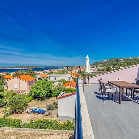Apartments Host Barbat na Rabu Εξωτερικό φωτογραφία