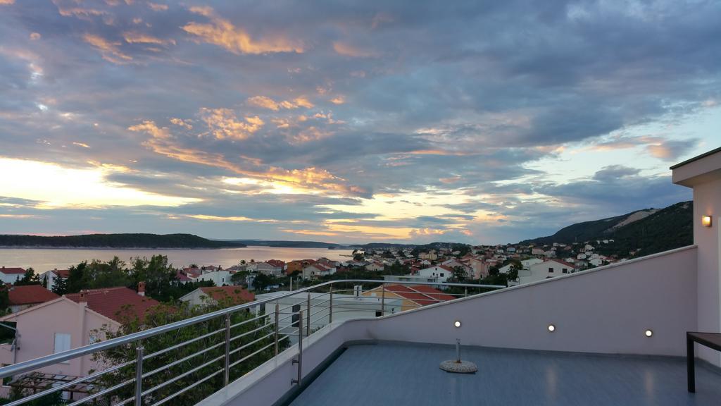 Apartments Host Barbat na Rabu Εξωτερικό φωτογραφία